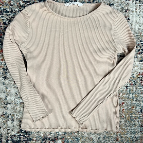 H&M Other - Girl H&M Beige Ribbed Long Sleeve Top